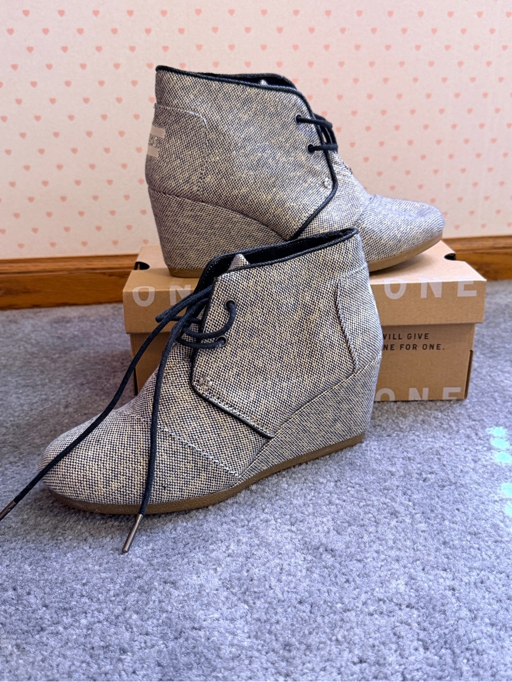 Toms Gray Wedge Ankle Booties with Black Laces
